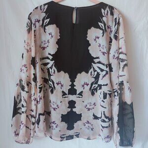 Calvin Klein Women's Long Sleeve Chiffon Tunic Blouse Size S. Black Cream Floral